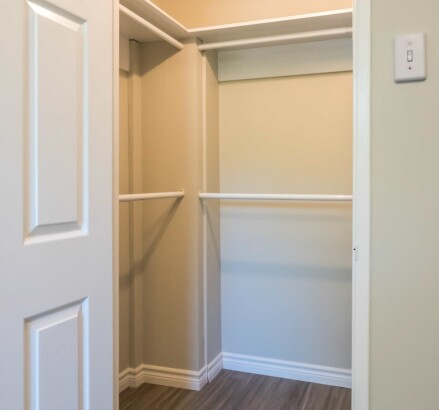 27 Terry Fox Master Bedroom Closet