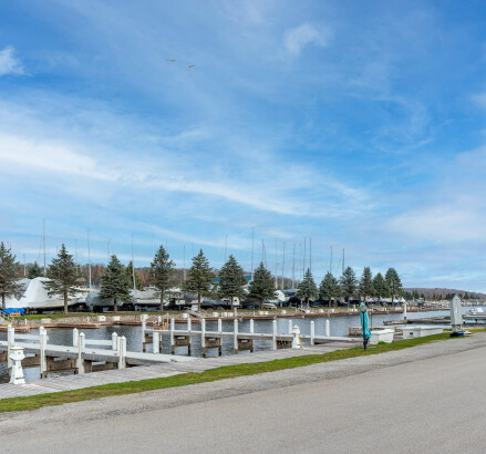 Skyline 151 Marina Park Ave Midland Exterior Photography 9